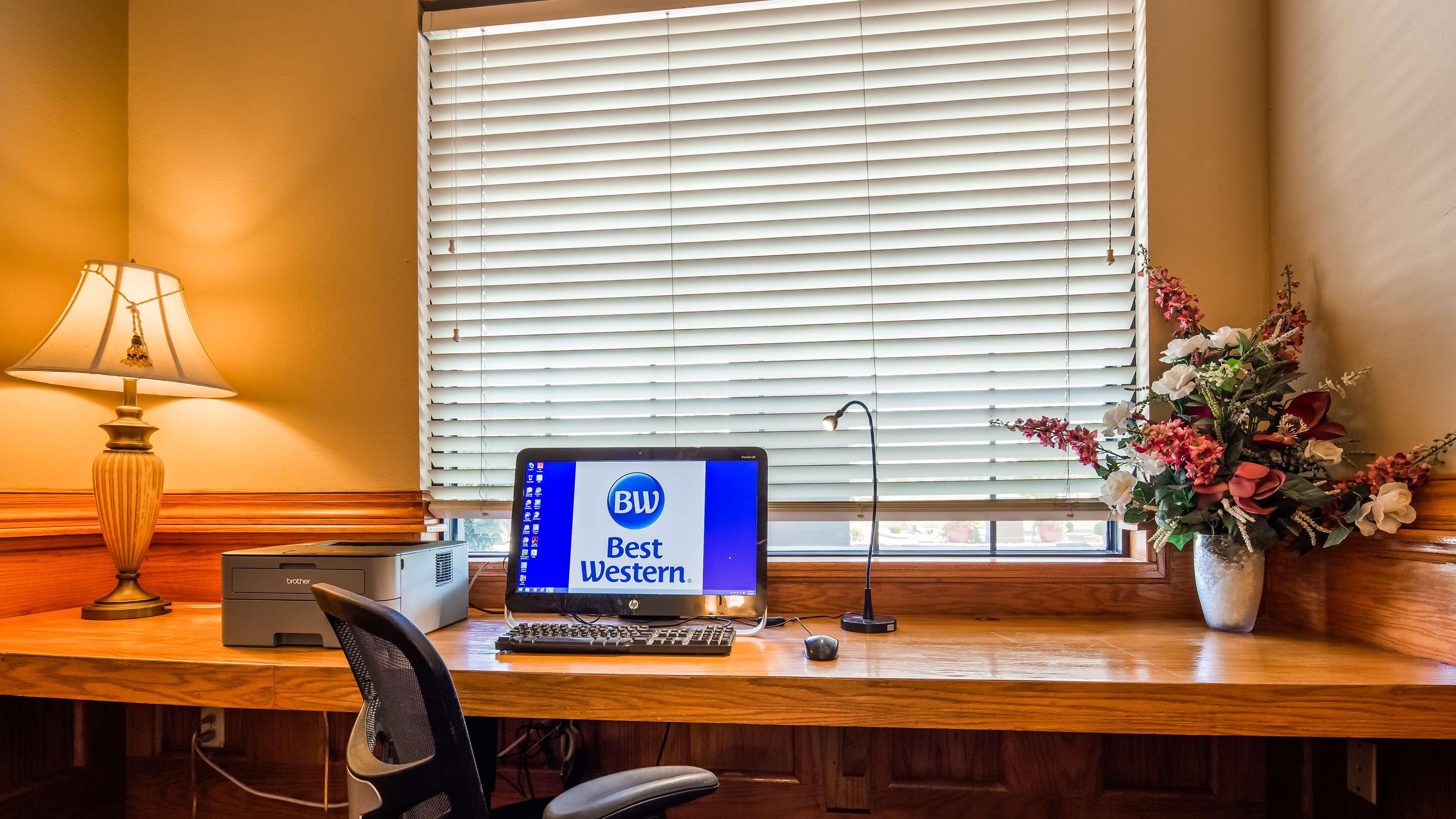 Best Western Locust Grove Inn & Suites מראה חיצוני תמונה
