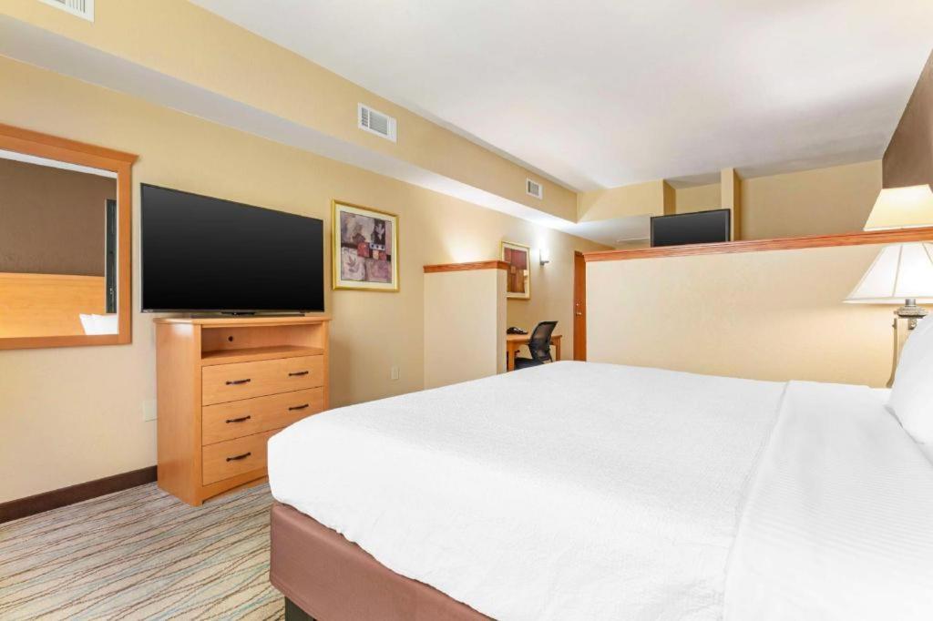 Best Western Locust Grove Inn & Suites מראה חיצוני תמונה