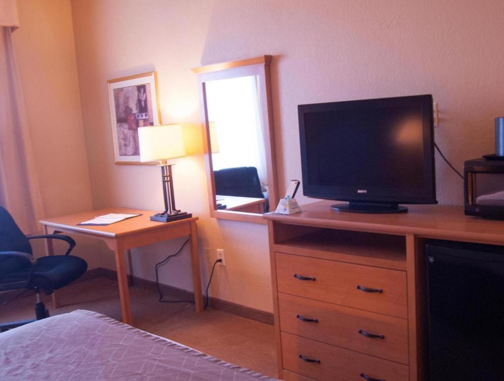 Best Western Locust Grove Inn & Suites מראה חיצוני תמונה